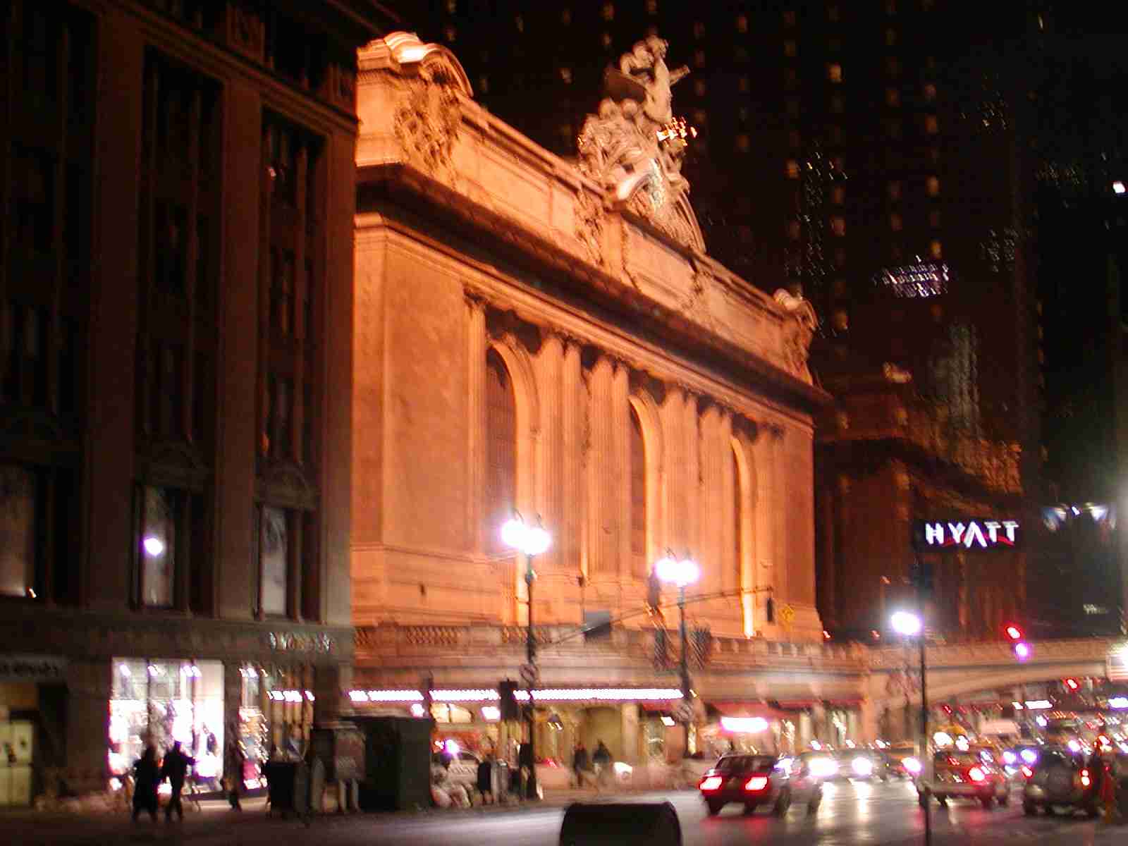 0902_-_nyc_-_grand_central_station_-_outside_at_night