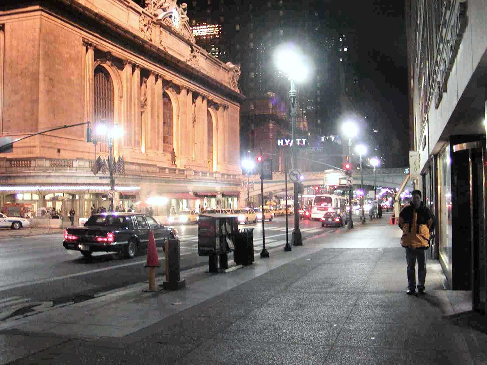 0902_-_nyc_-_grand_central_station_-_outside_at_night_2