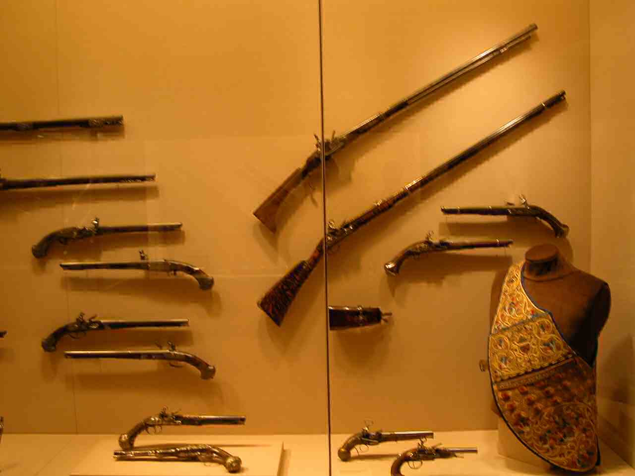 0902_-_nyc_-_met_-war__armor_exibit_14