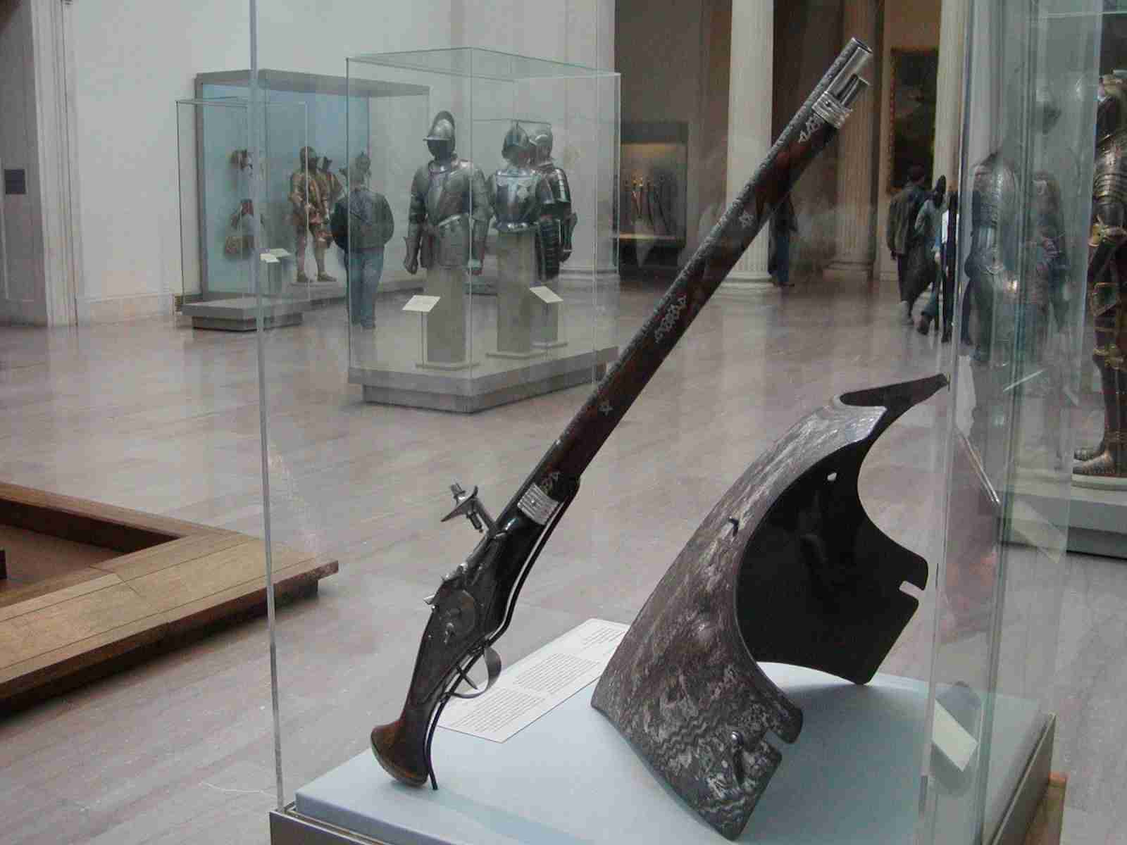 0902_-_nyc_-_met_-war__armor_exibit_3