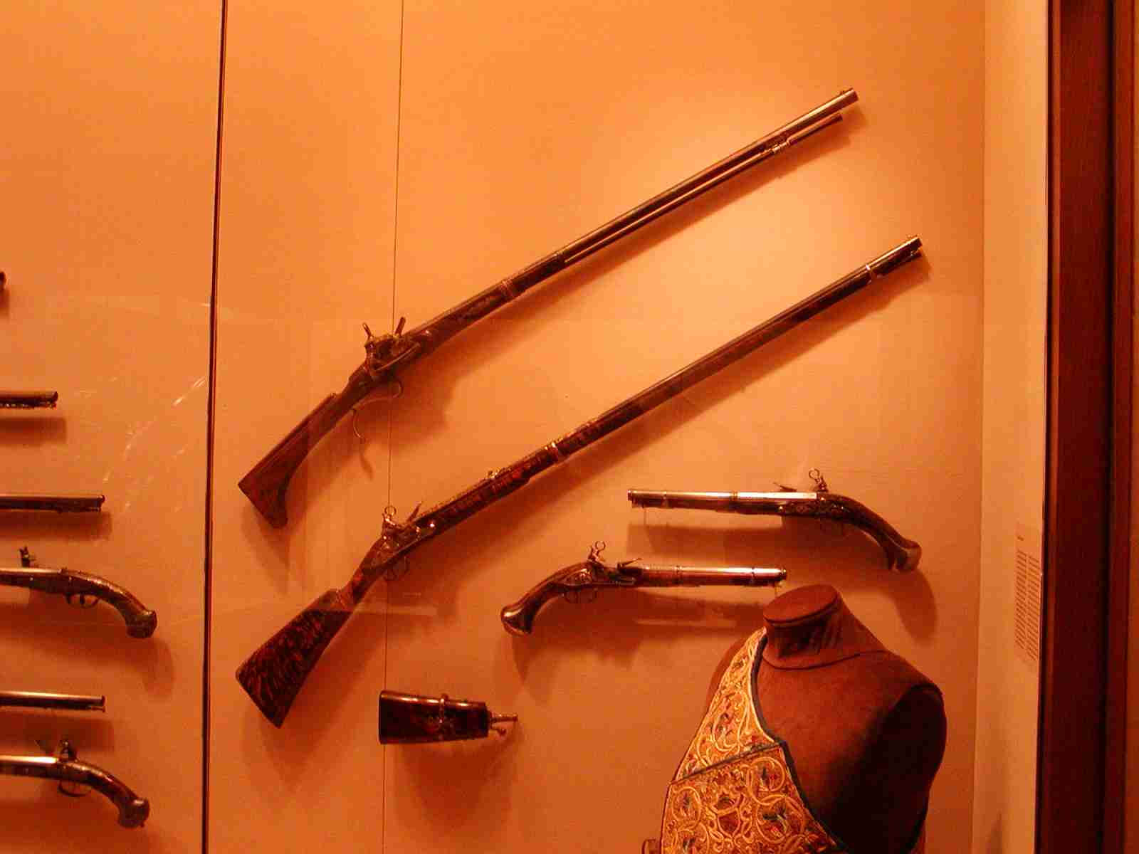 0902_-_nyc_-_met_-war__armor_exibit_9