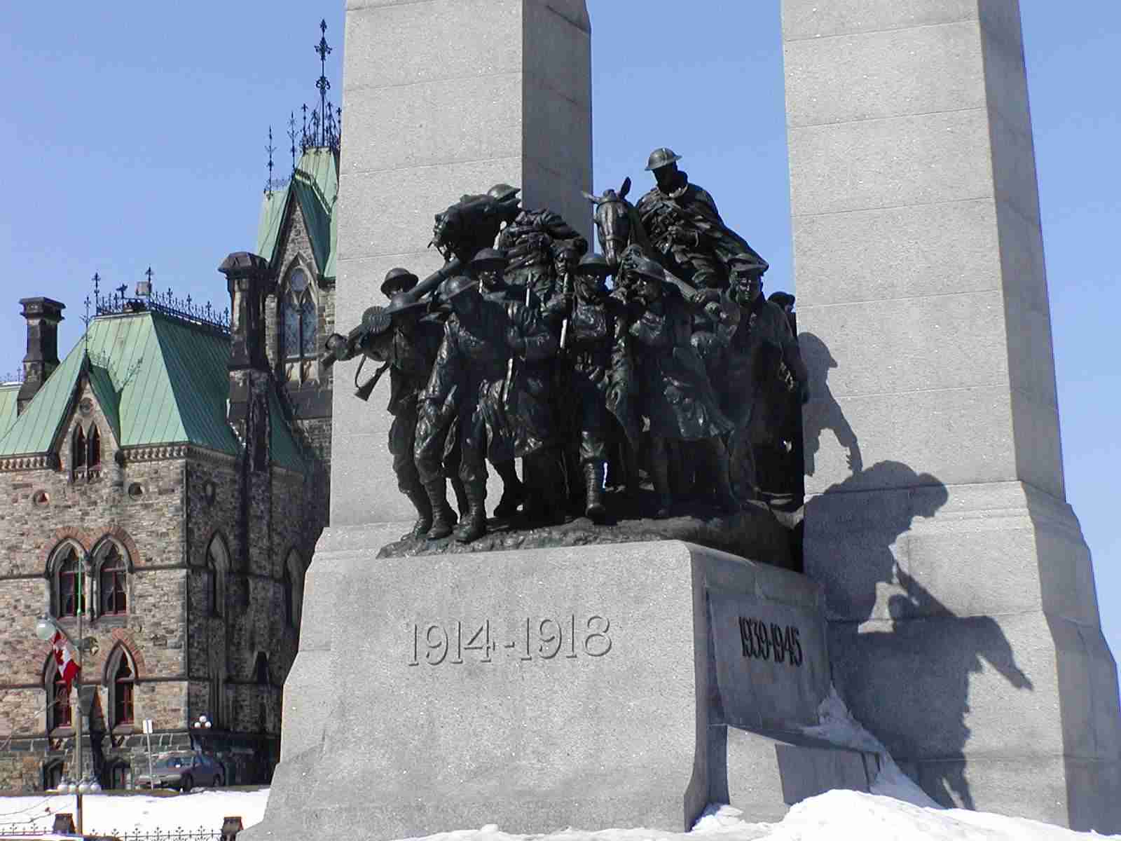 1903_-_ott_-_war_memorial_2