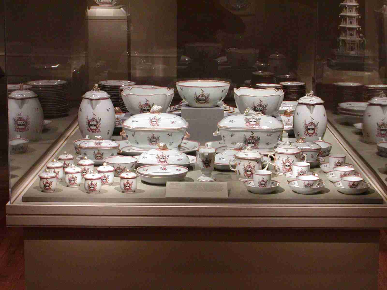1404_-_met_-_chanese_exported_porcelain_6